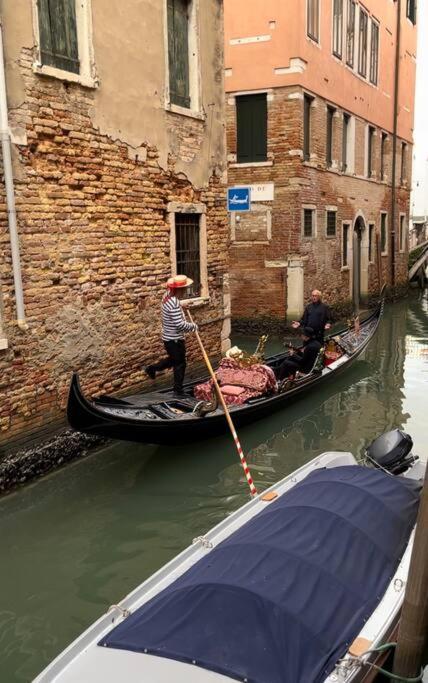 Dream'S Door With Canal View In Venedig Eksteriør billede