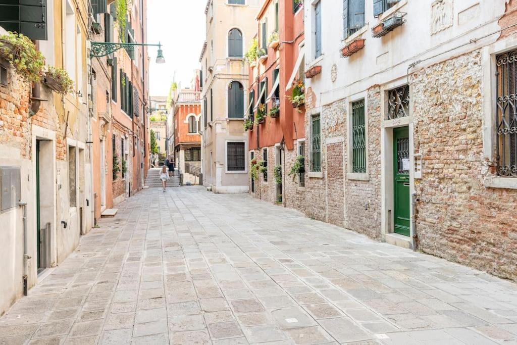Dream'S Door With Canal View In Venedig Eksteriør billede